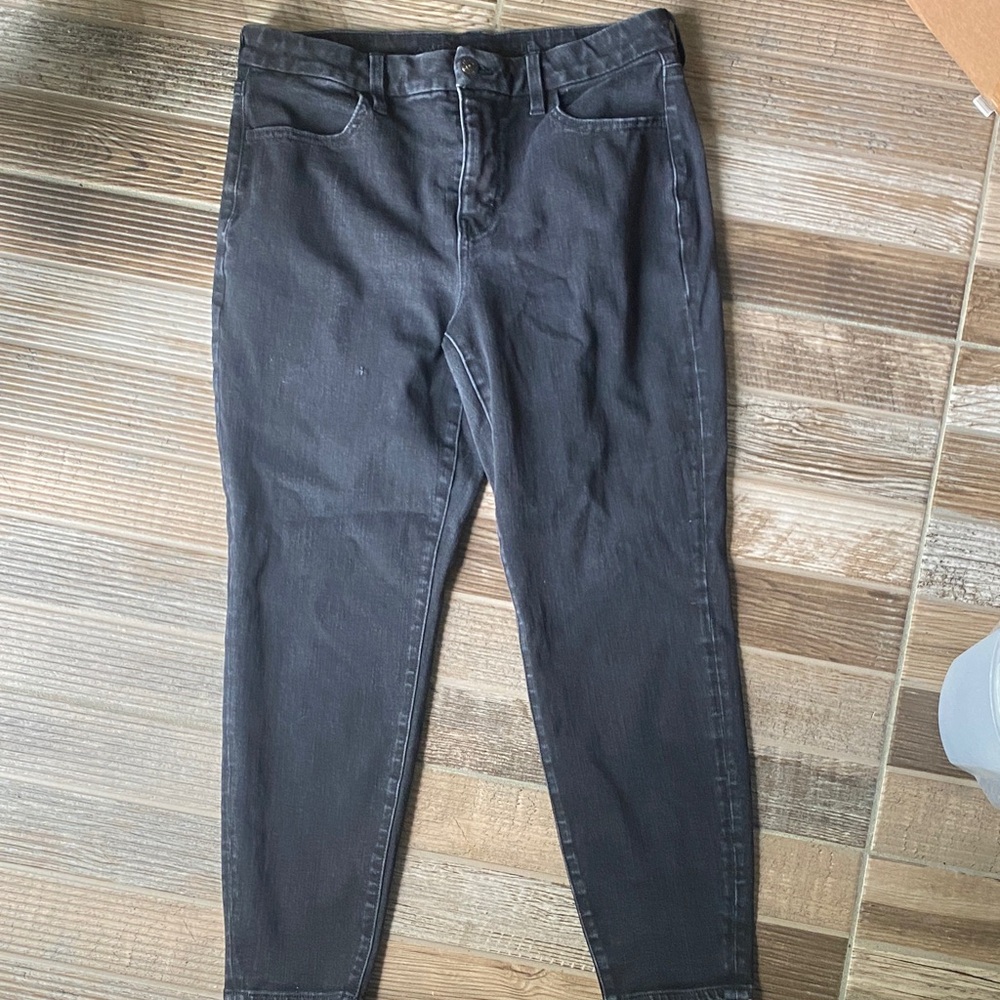 🎁American Eagle Outfitters Curvy High Rise Black Jegging
